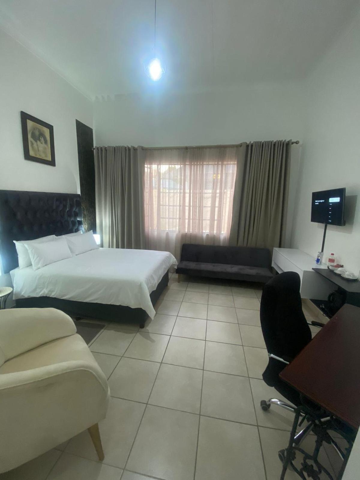 Ditoro Boutique Hotel 3*